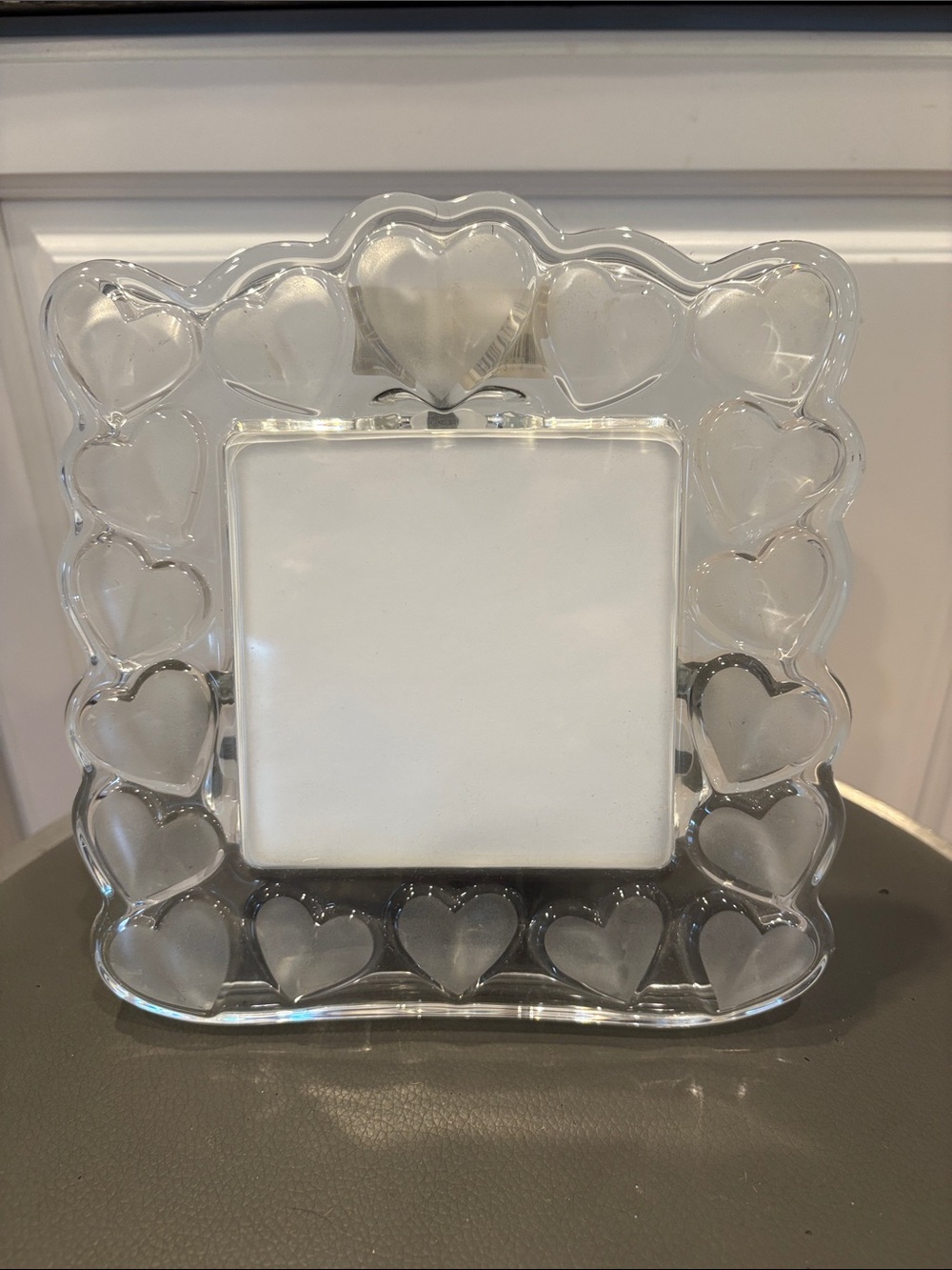Beautiful Mikasa Heart to Heart Clear Glass Hearts Picture Frame 4.5”x4.5” Photo